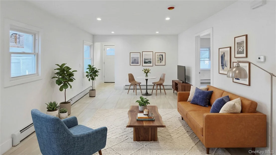 Photo of 224 Windsor Parkway