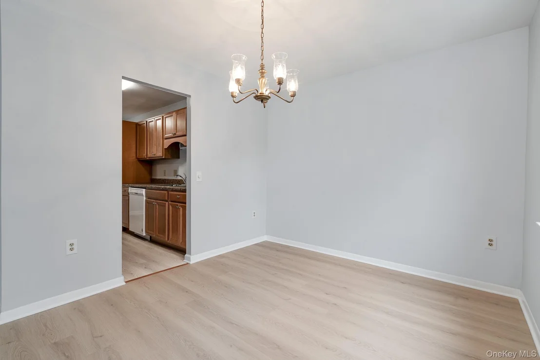 Photo of Unit F at 902 Commons Way