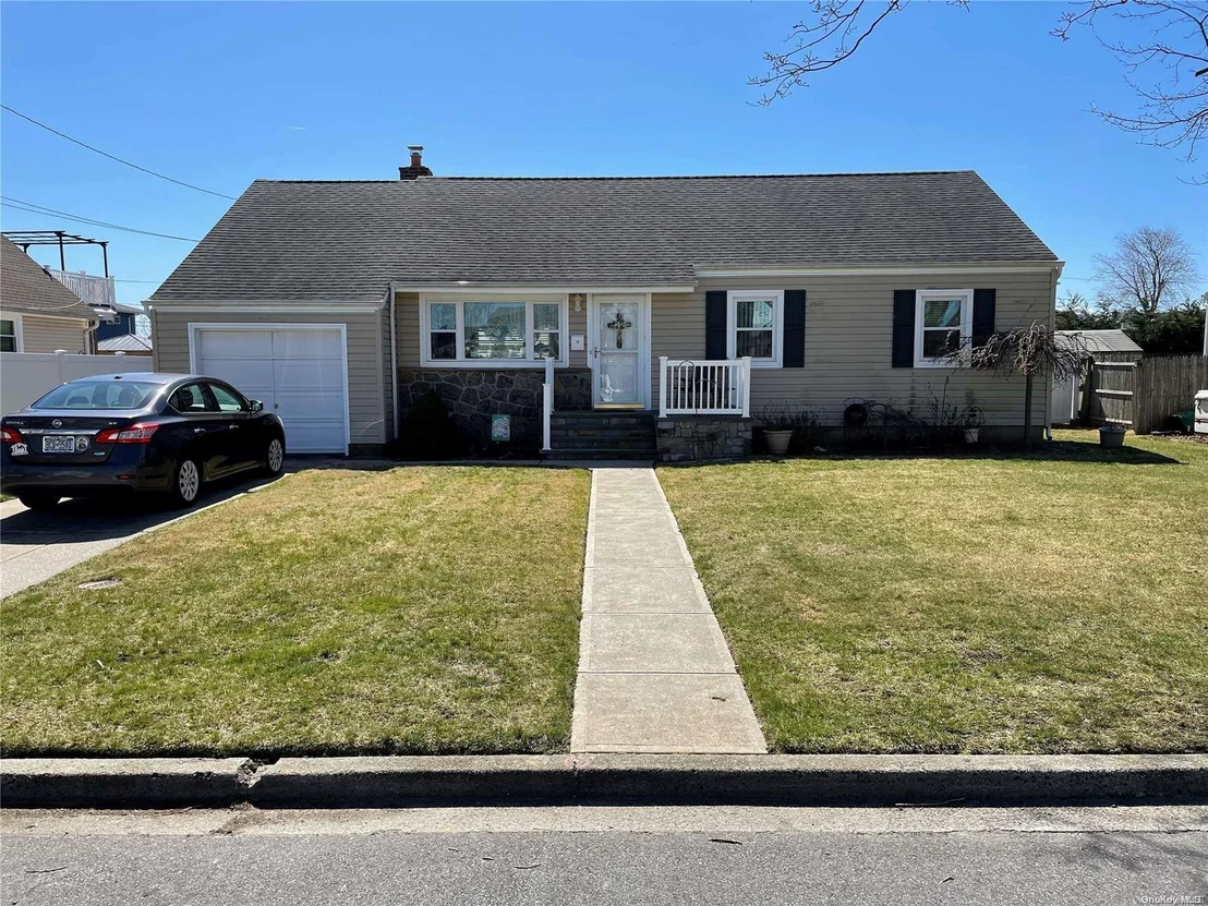 Photo of 29 E Halycon Road
