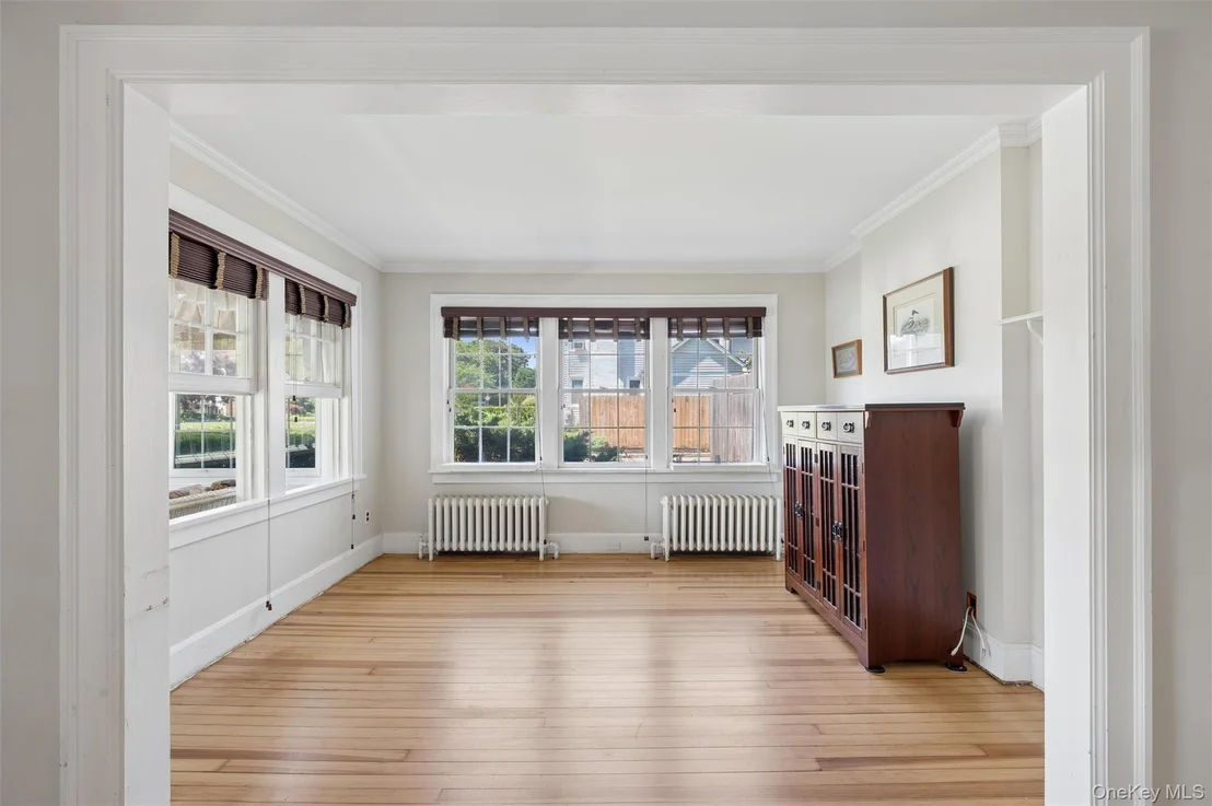 Photo of 138 Hallock Street