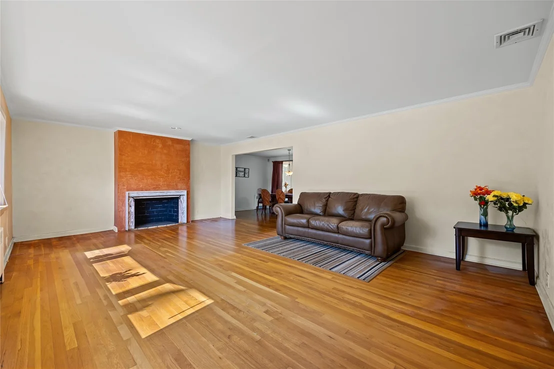 Photo of 1 Talbot Drive