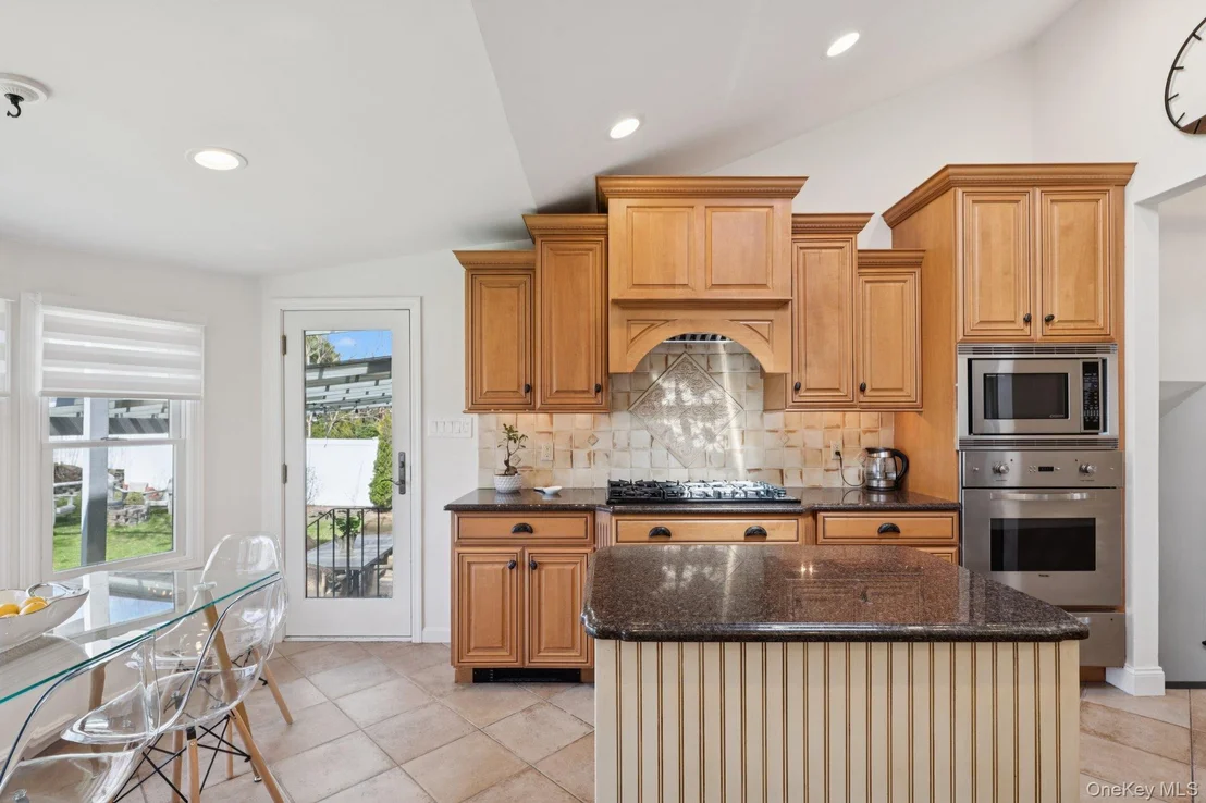 Photo of 15 Wayland Road