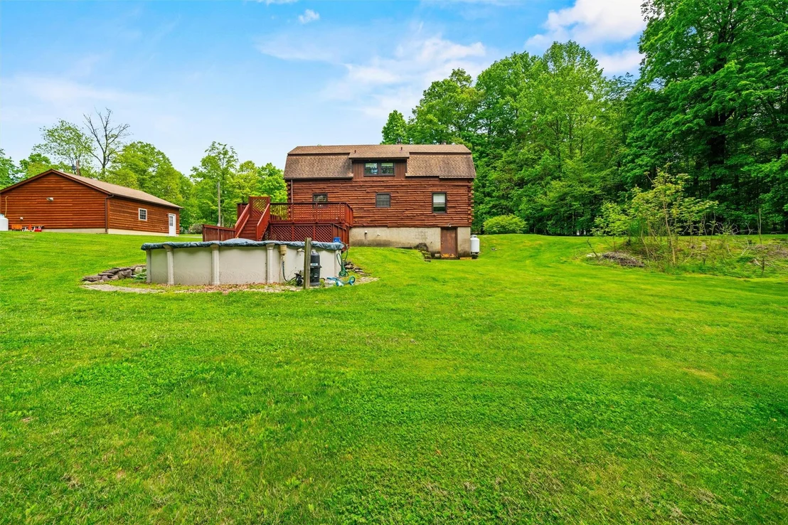 Photo of 430 Strawridge Road