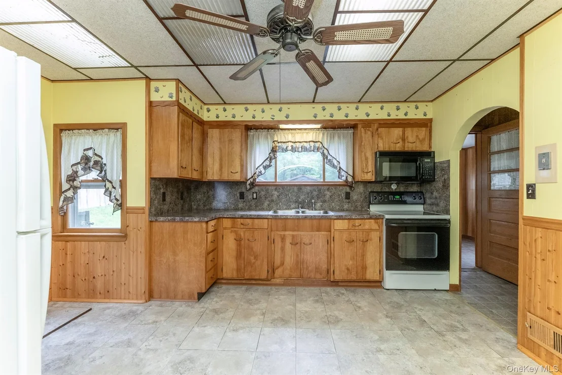 Photo of 23 Maple Street