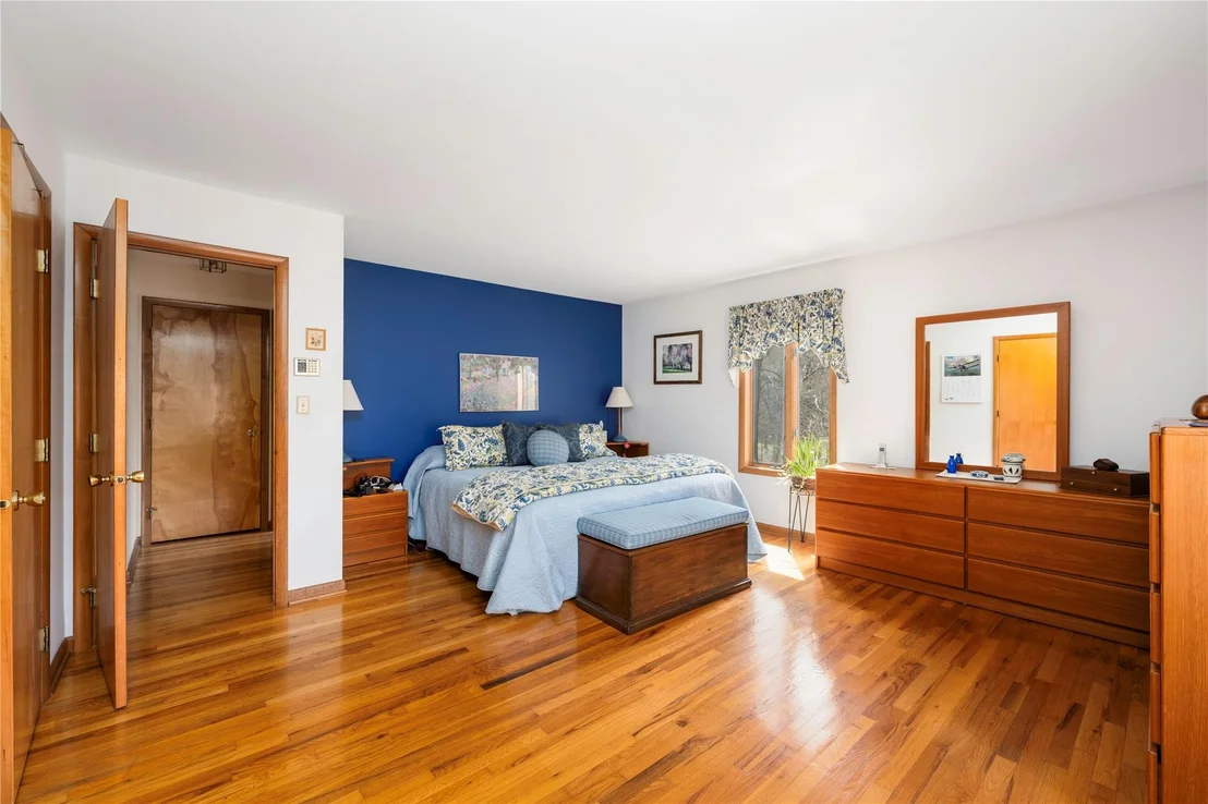 Photo of 23 Stoutenburgh Drive
