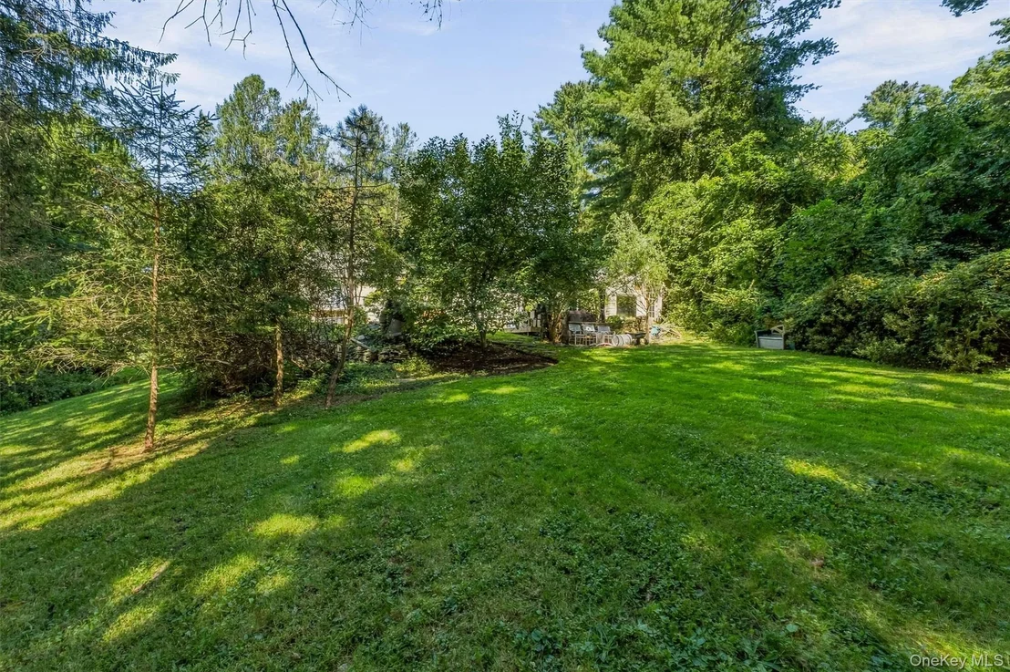 Photo of 136 Bundy Hill Road