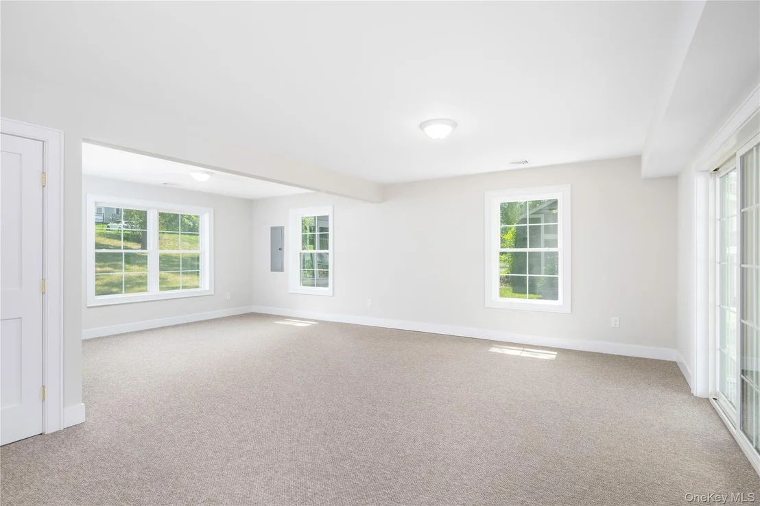 Photo of 15 Tompkins Avenue