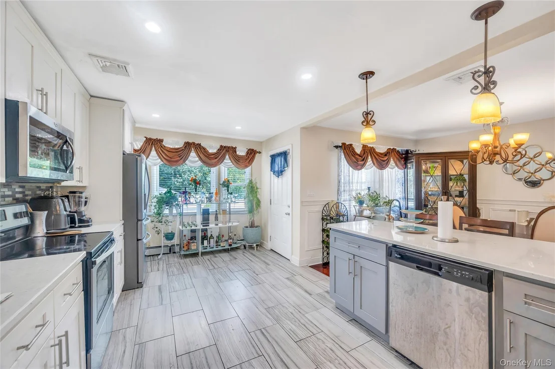 Photo of 1091 Cramer Court