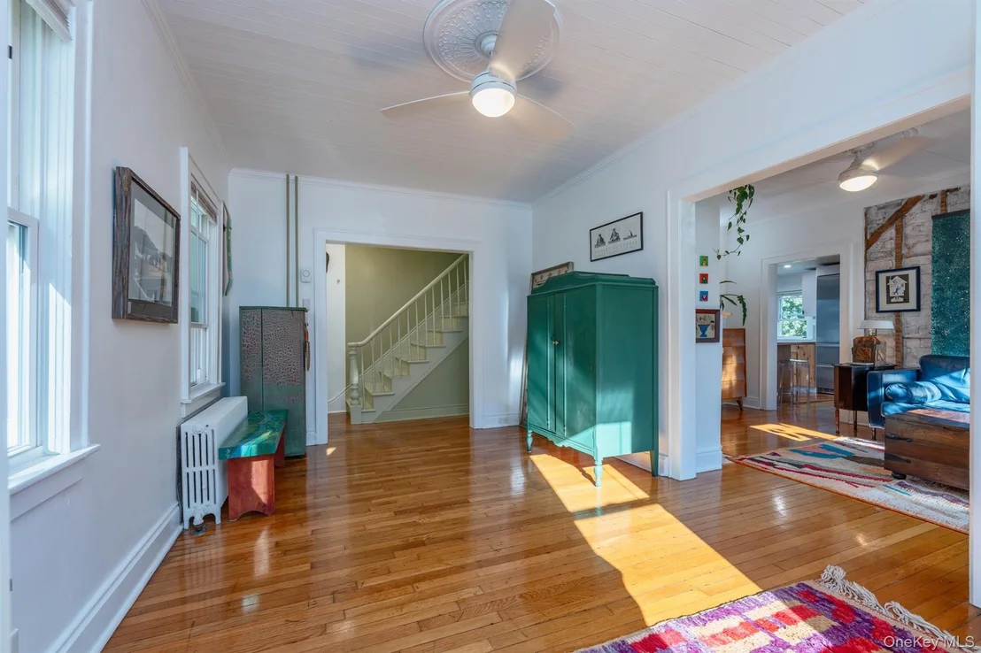Photo of 140 Linderman Avenue