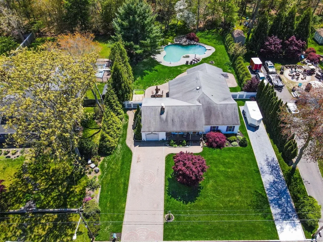 Photo of 24 Rustic Road
