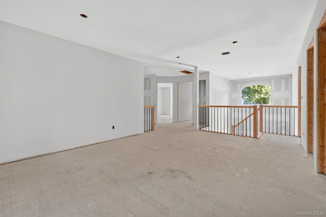 Photo of 35 Driftwood Drive