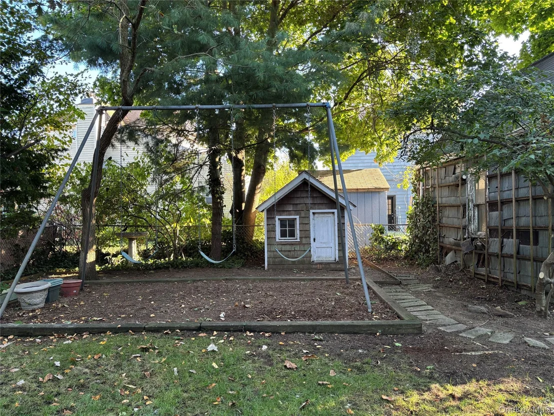 Photo of 92 Walnut Street