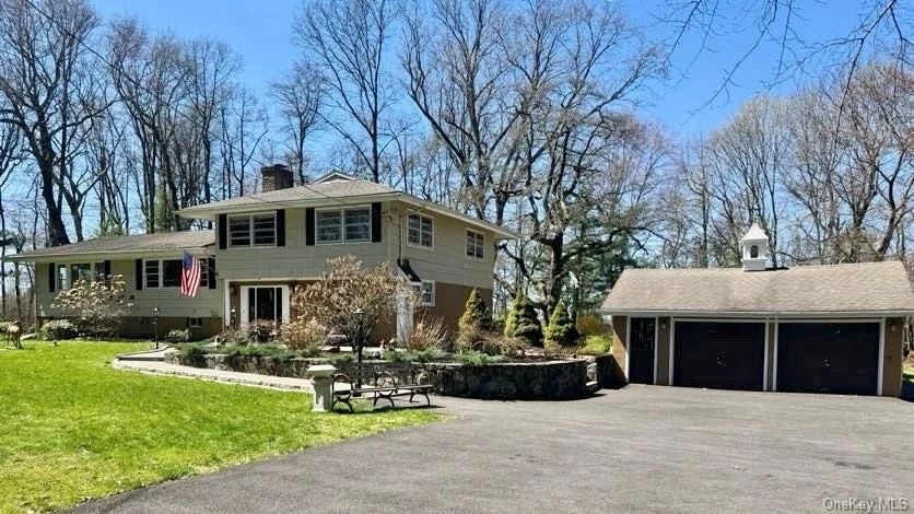 Photo of 55 Hoags Cross Road
