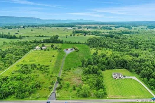 Photo of 356 Bruyn Turnpike