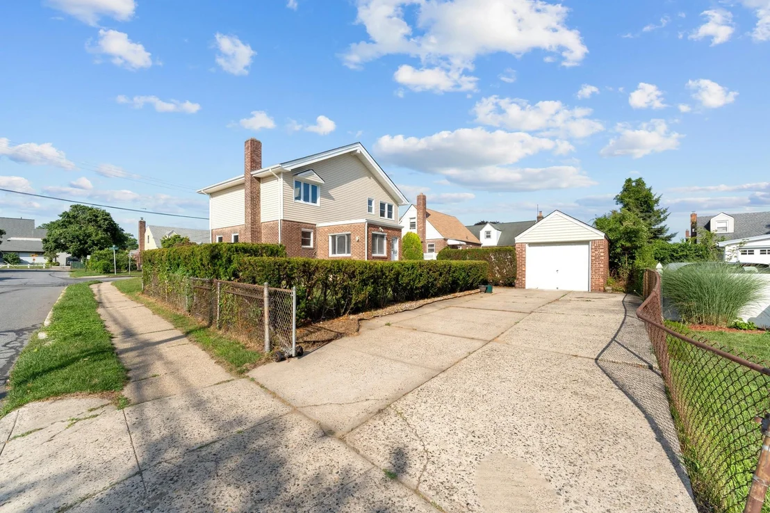 Photo of 126 Lutz Drive