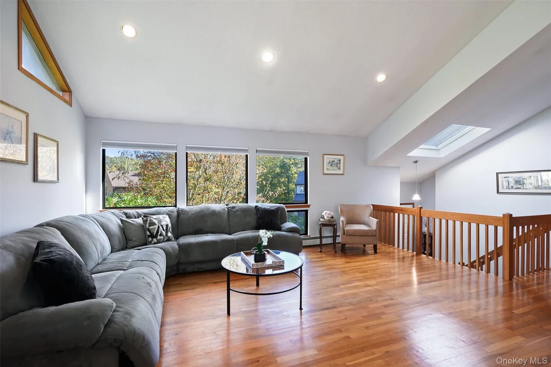 Photo of 170 Arbor Crest