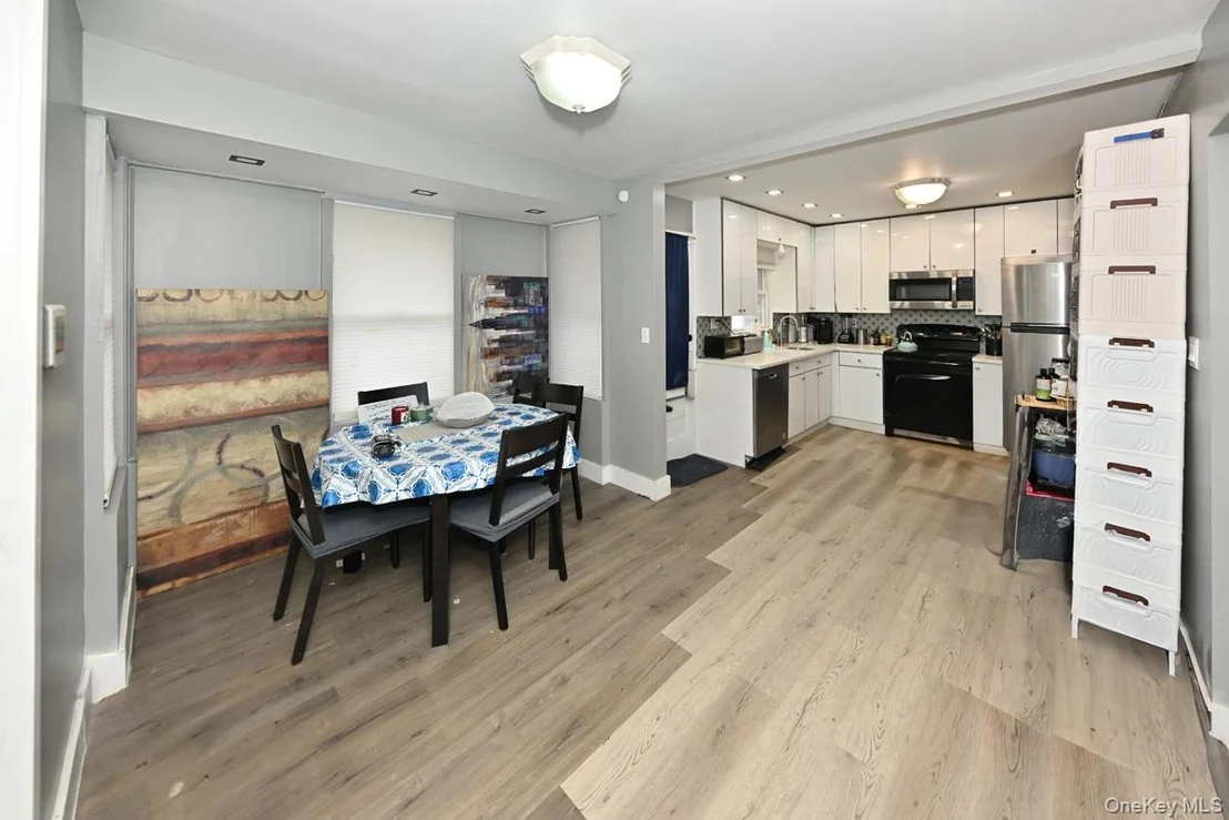 Photo of 19 Beverly Trail