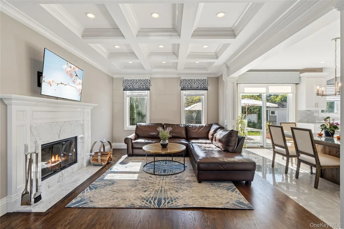 Photo of 55 Belmont Circle