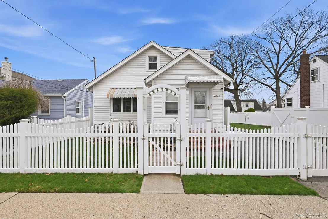 Photo of 357 Kirkman Avenue