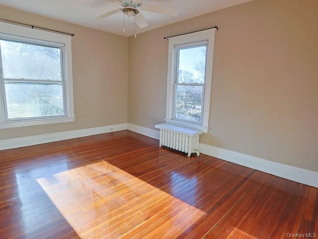 Photo of 113 Hooker Avenue