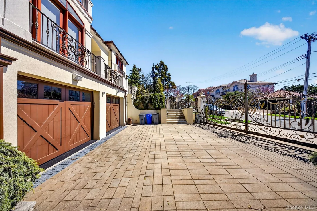 Photo of 17 North Drive