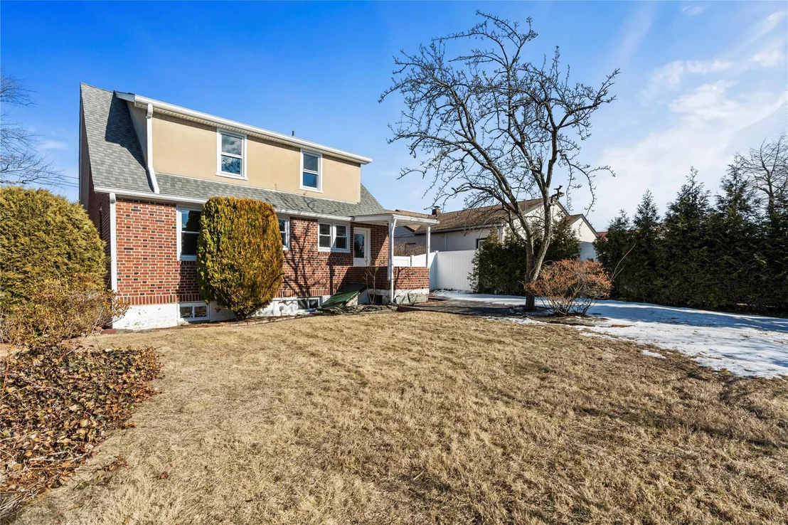 Photo of 22 Pinebrook Road