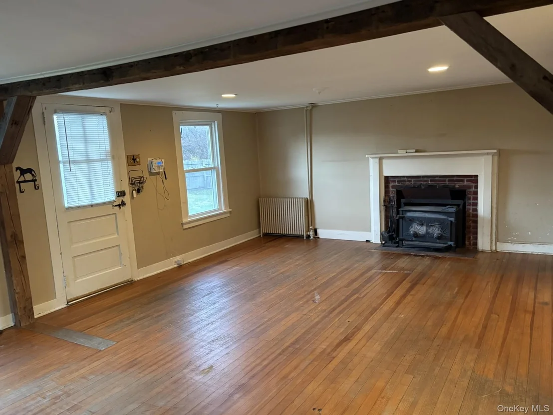 Photo of 15 Sharon Valley Road
