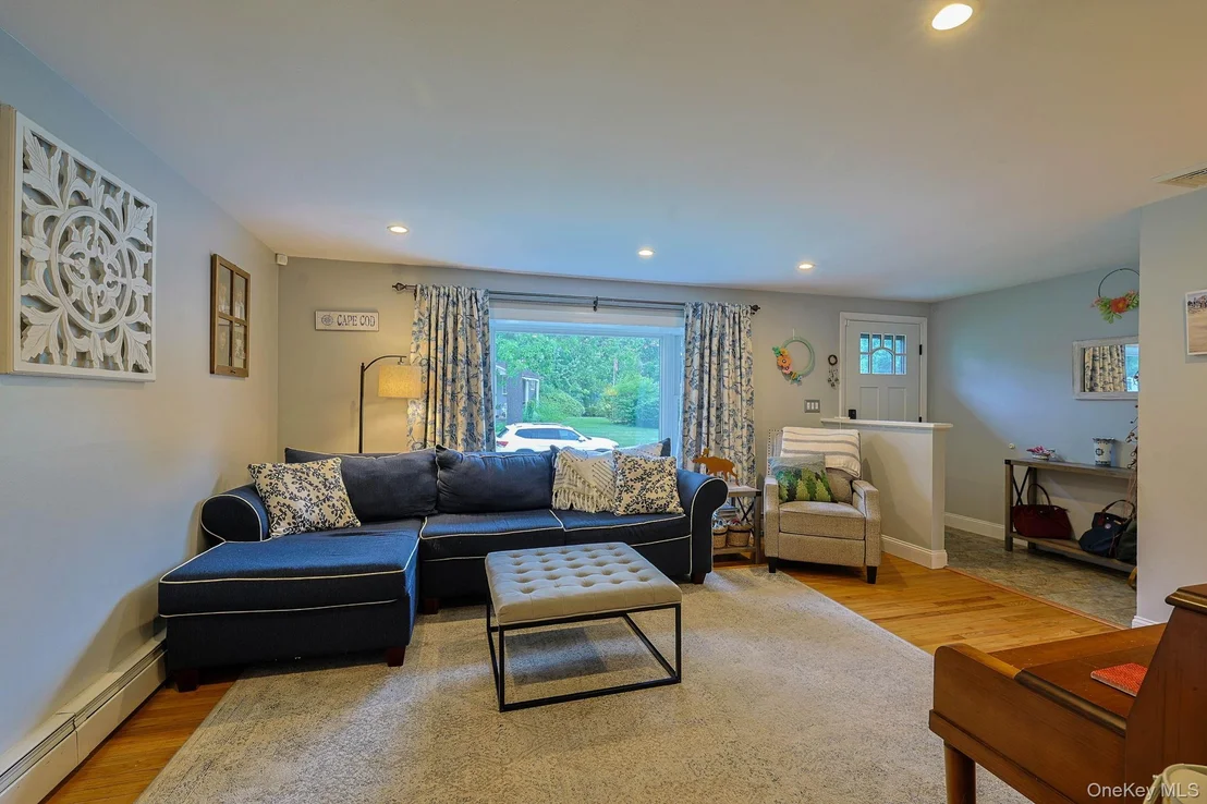 Photo of 21 Continental Drive