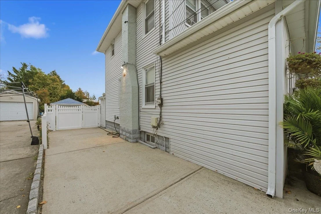 Photo of 32 Franklin Avenue