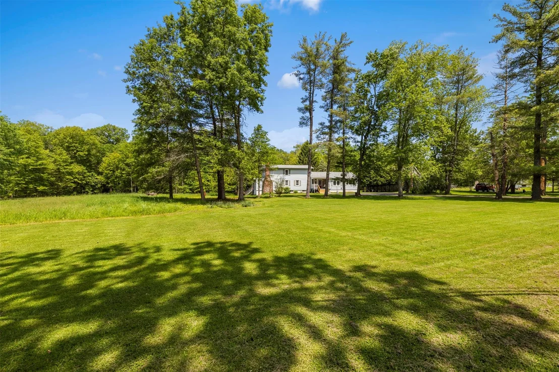 Photo of 2410 Bruynswick Road