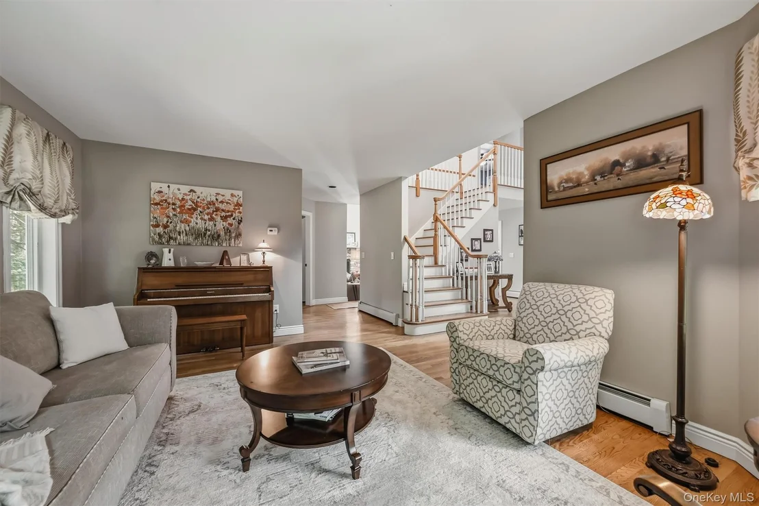 Photo of 7 Greenfield Drive