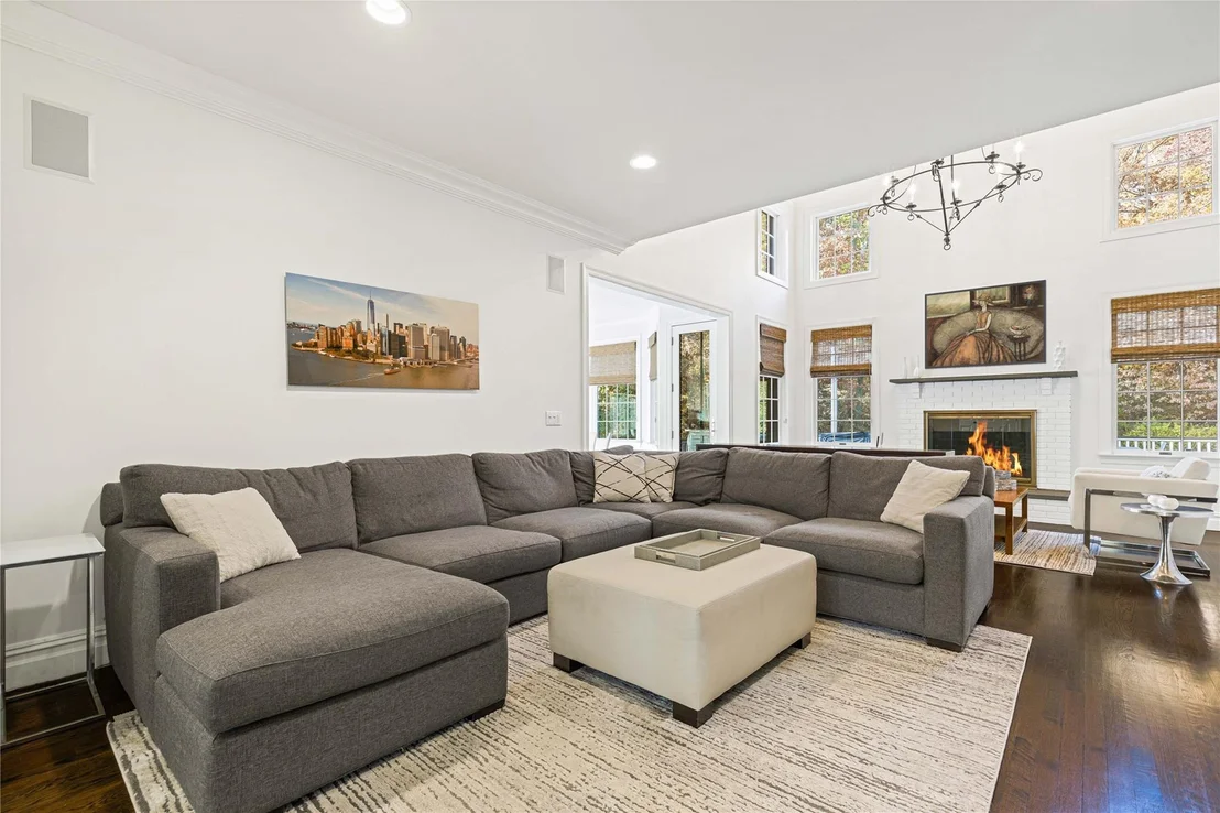 Photo of 52 Stonewall Circle