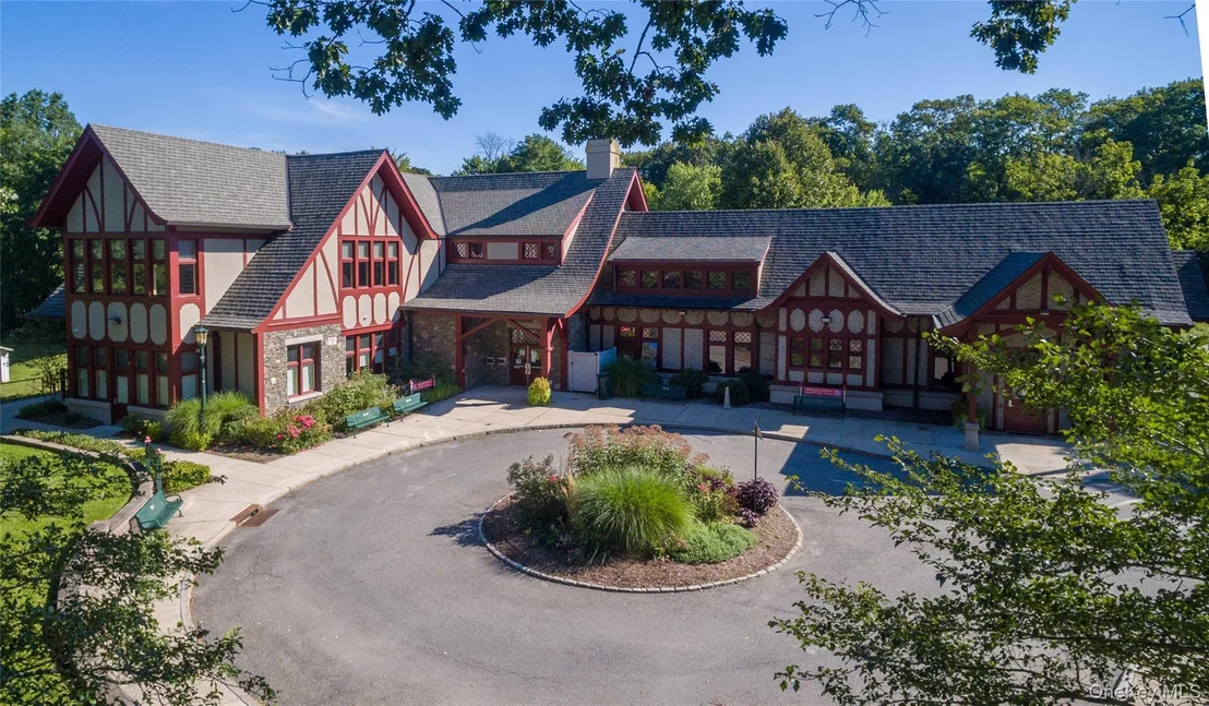 Photo of 25 Maple Road