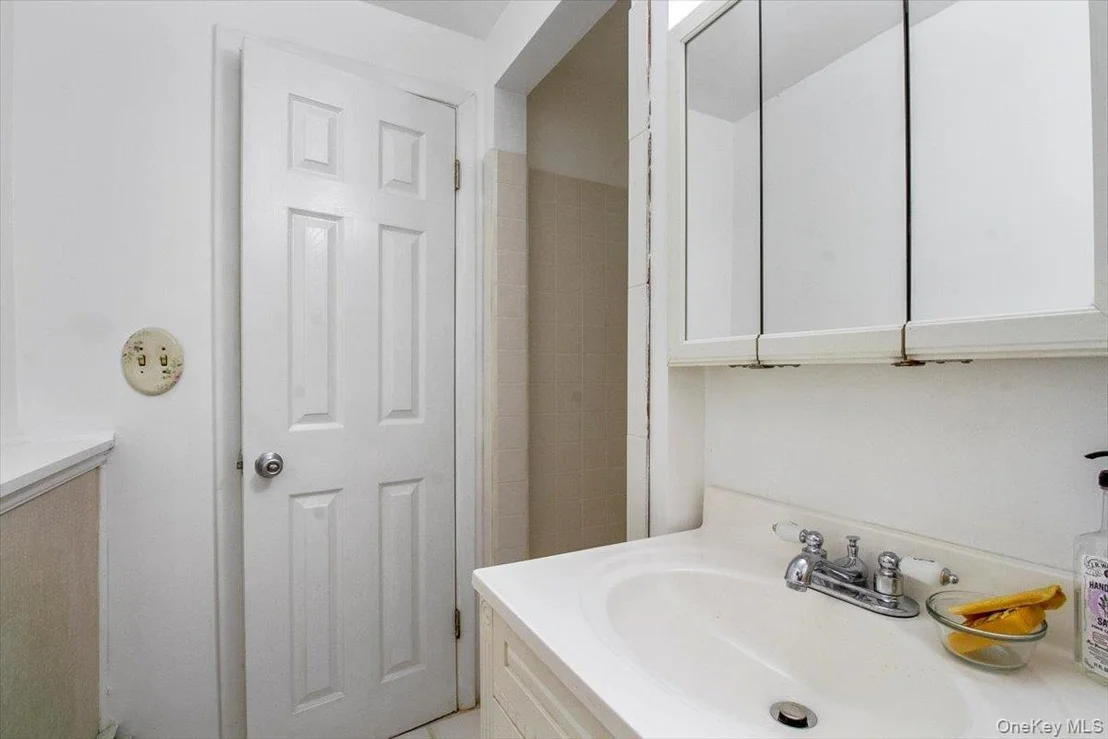 Photo of 1 Emerald Lane