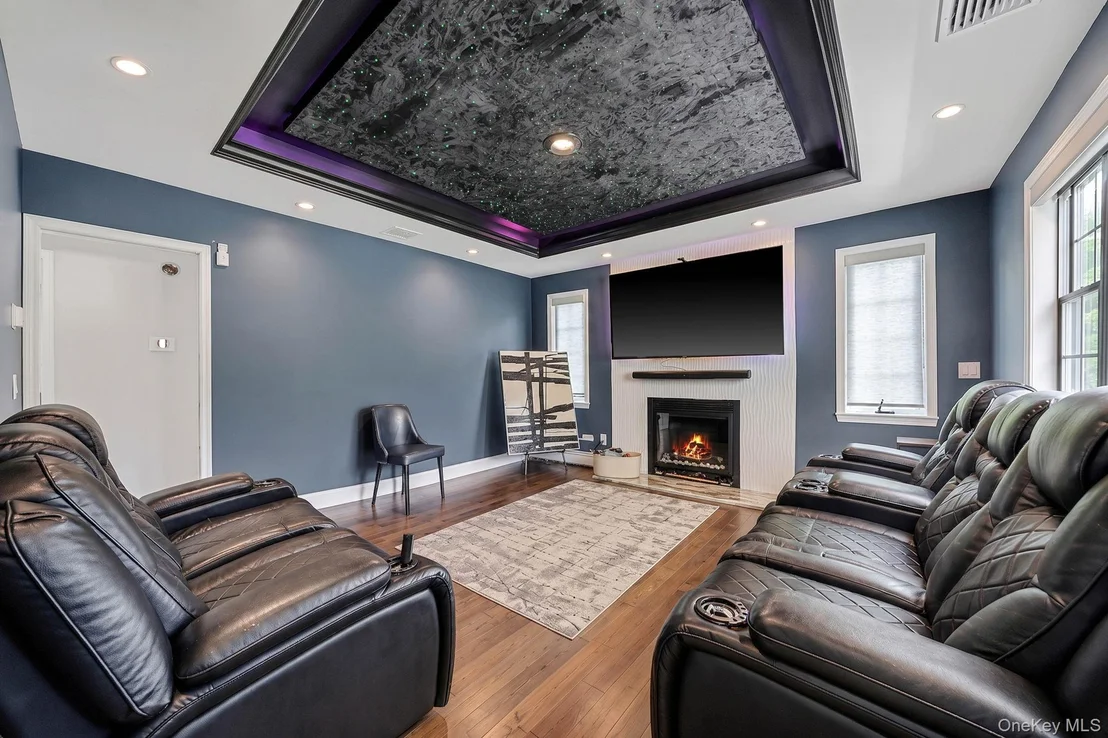 Photo of 299 Patchogue Yaphank Road