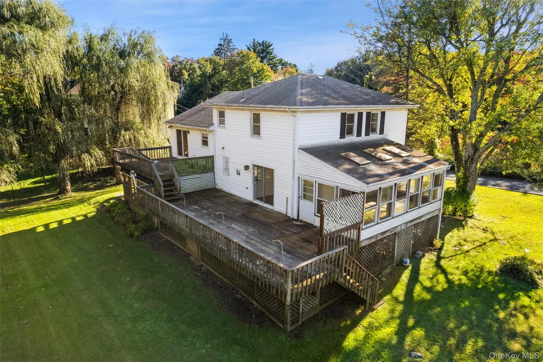 Photo of 180 Bradford Avenue