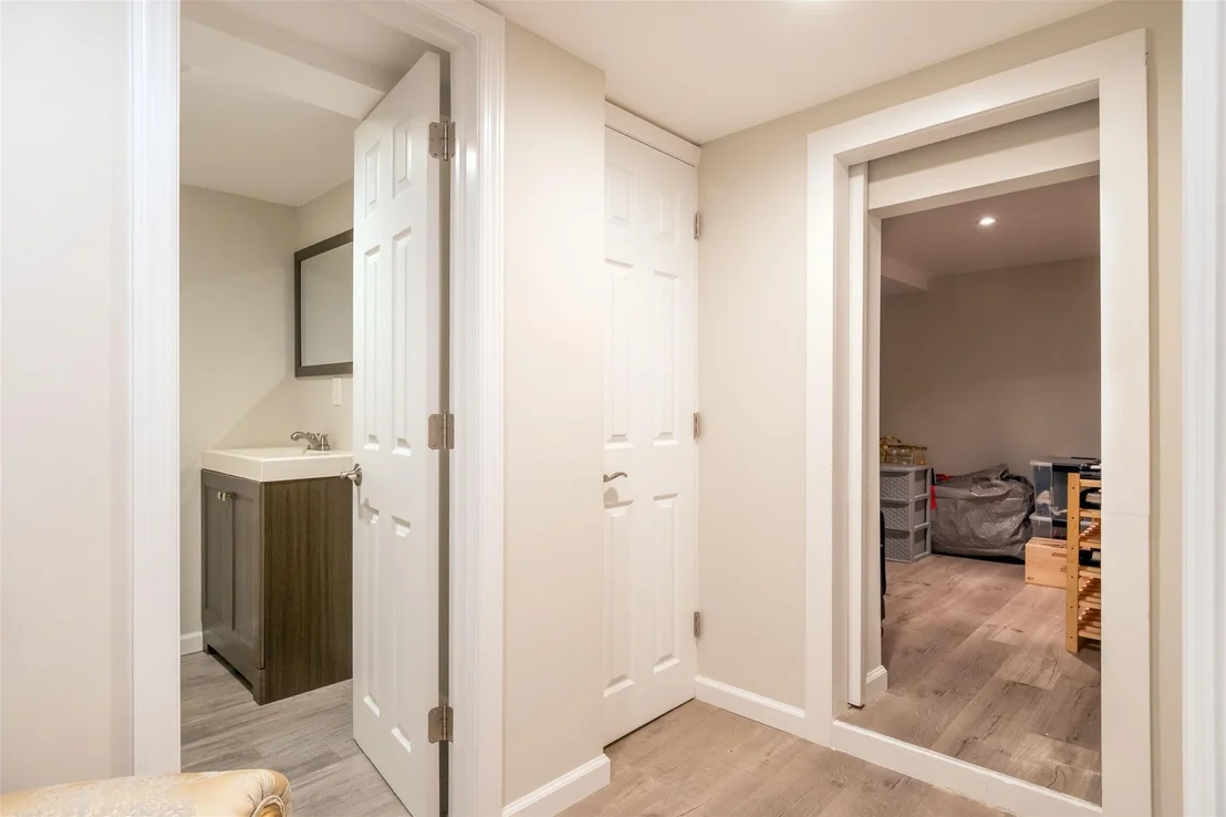 Photo of 6 Hubbard Circle