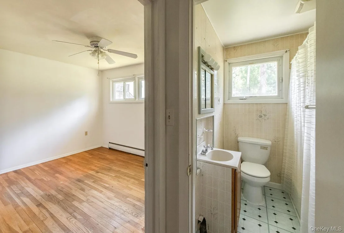 Photo of 44 Pine Woods Road