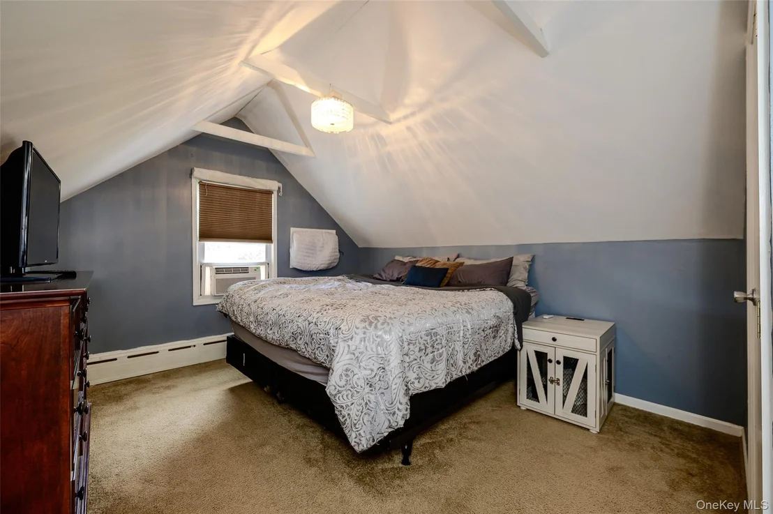 Photo of 26 Rhode Avenue