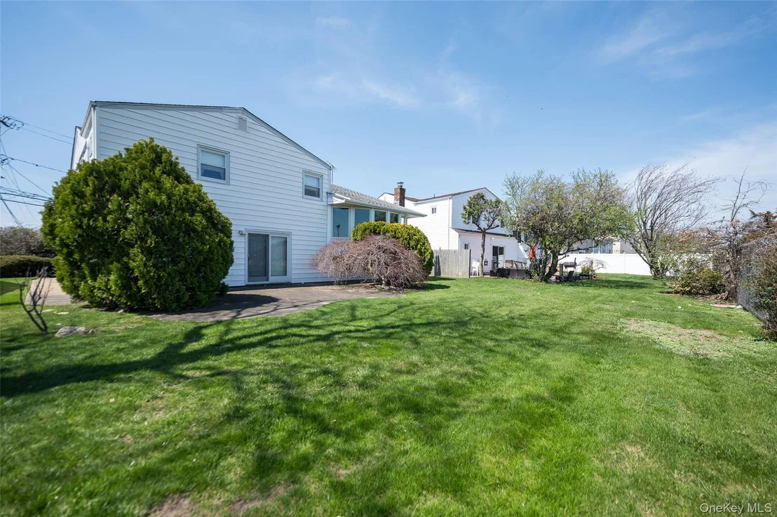 Photo of 3905 Greentree Drive