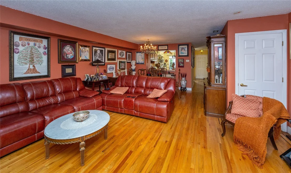Photo of 1704 Windsor Lane