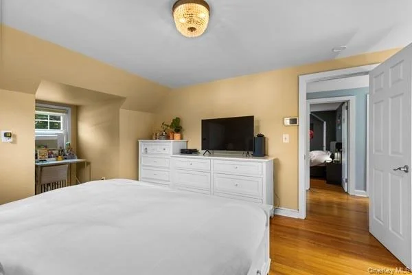 Photo of 1475 Elm Street
