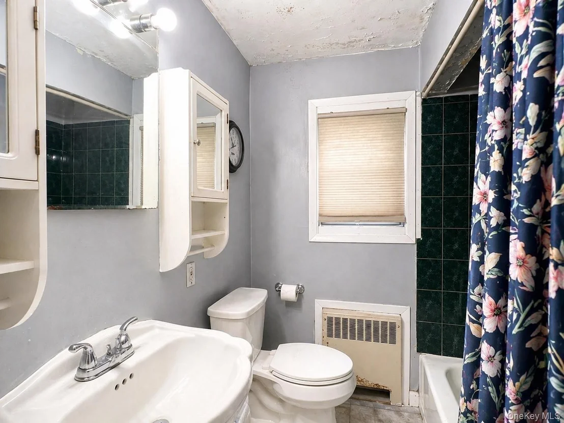 Photo of 444 Brookside Avenue