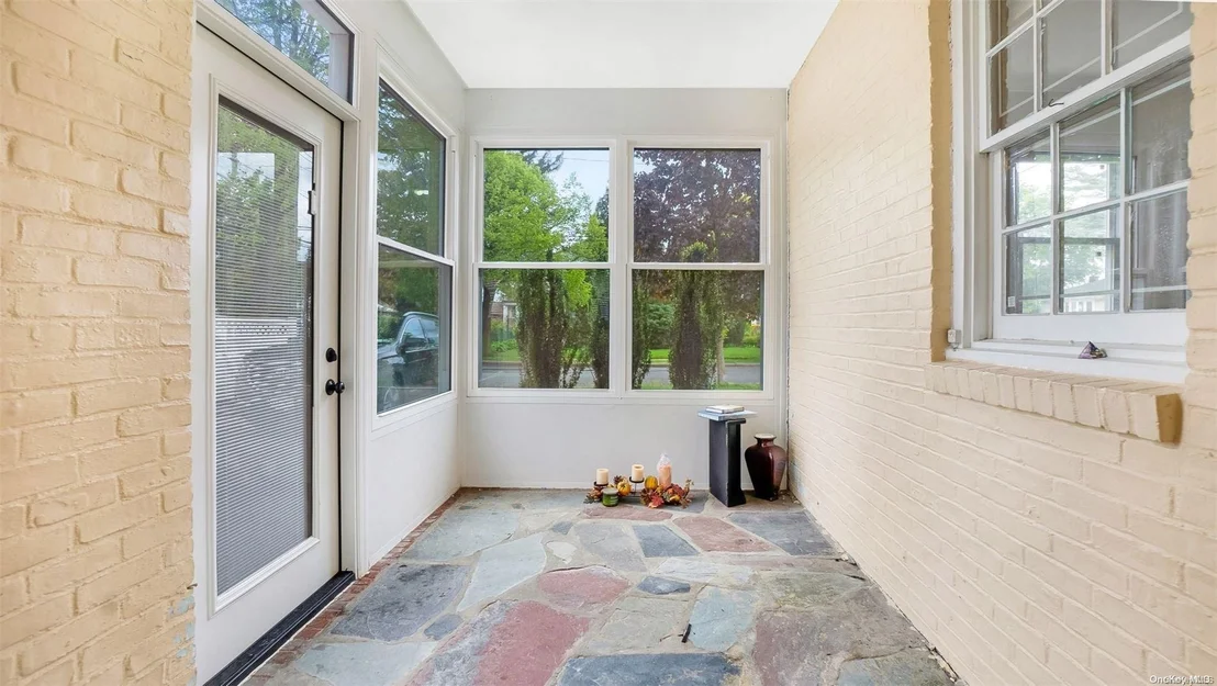 Photo of 220 Cedar Street