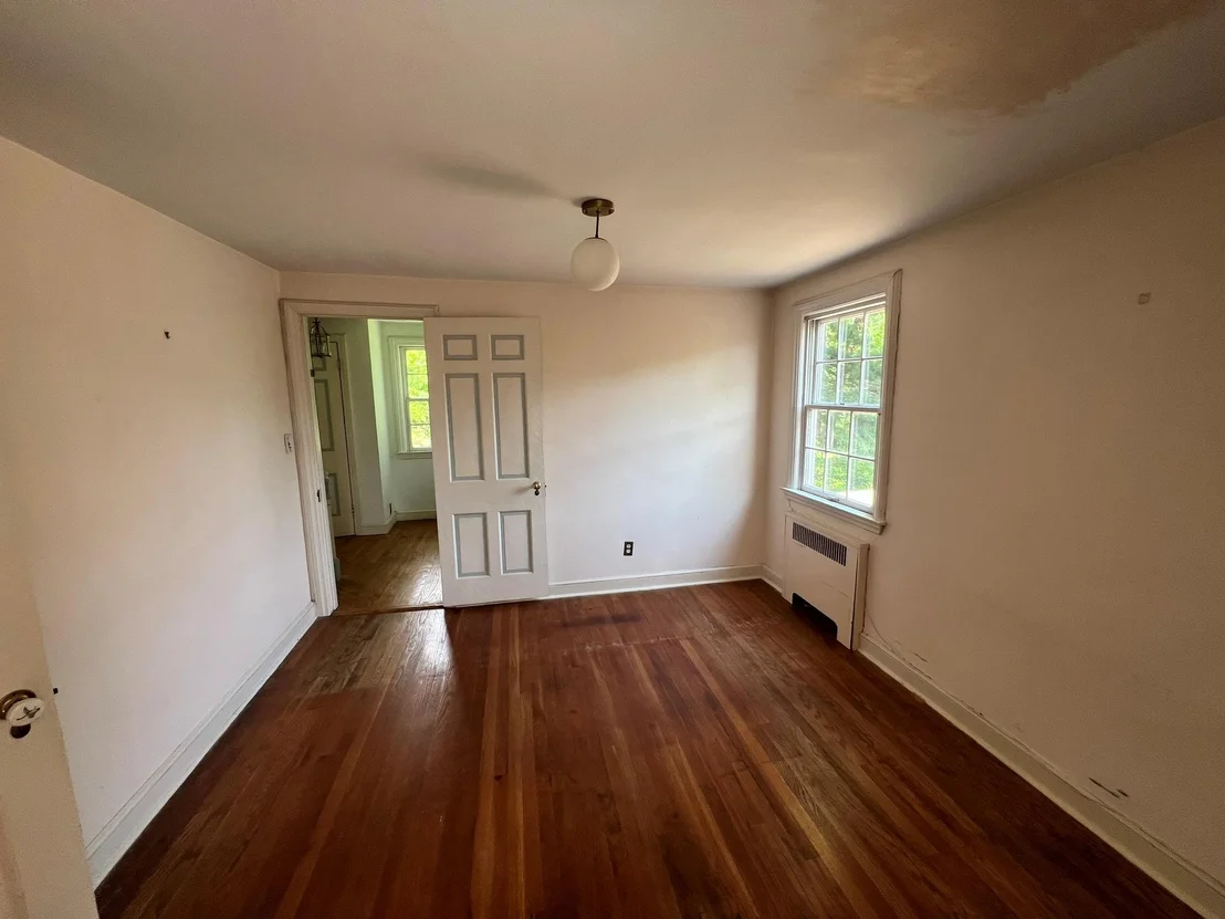 Photo of 35 Smith Avenue
