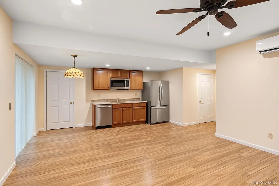 Photo of 181 Stony Brook Road