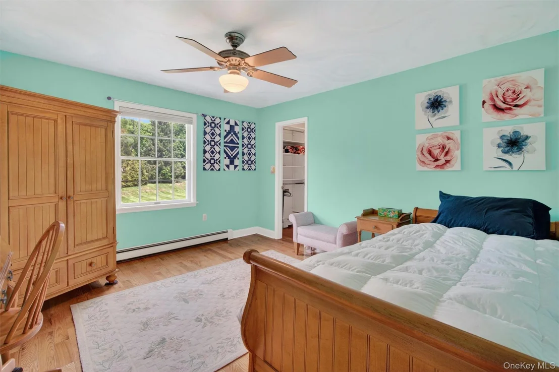 Photo of 8 Twin Spring Lane
