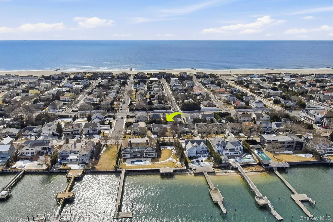 Photo of 1671 Bay Boulevard