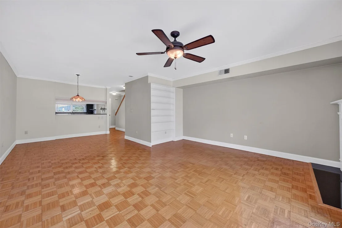 Photo of 27 Waterview Estate