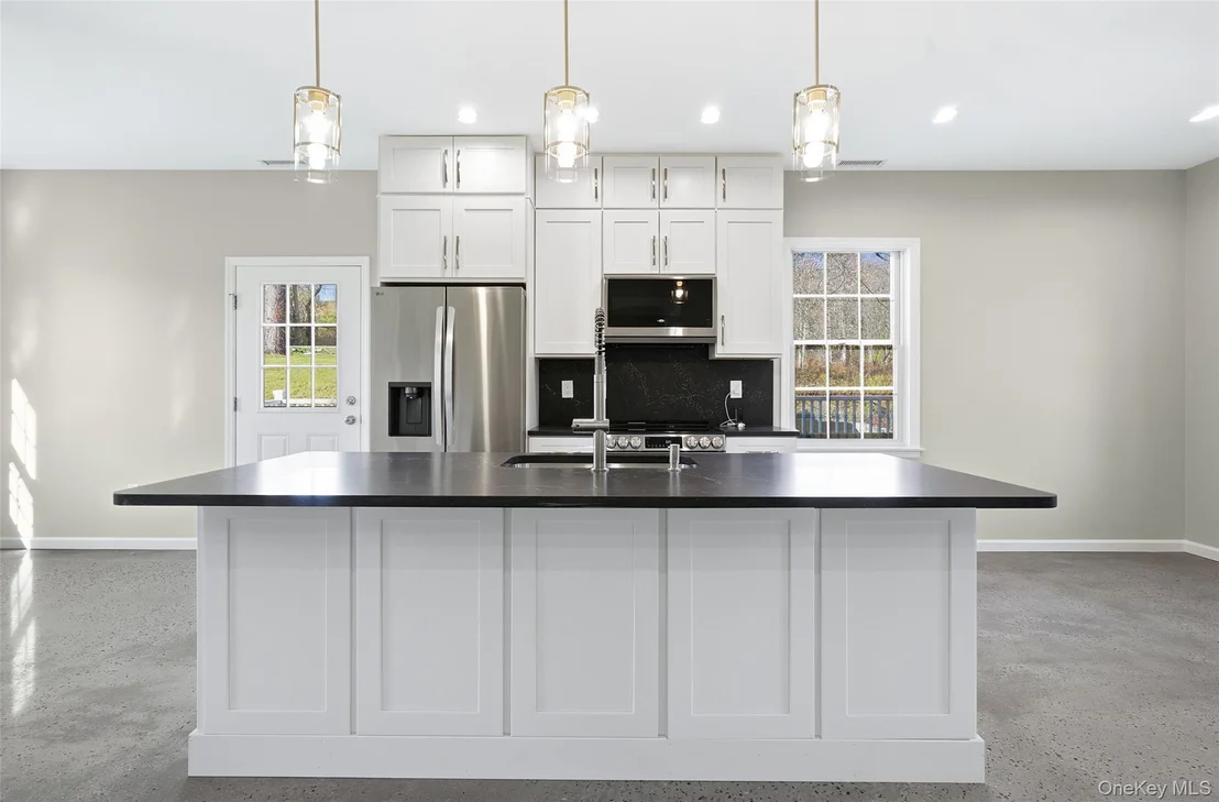 Photo of 40 Cushman Road